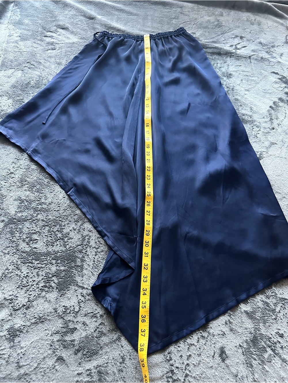 Rogue Navy Satin Asymmetric High Low Skirt IT 40 US 4-6 100% Viscose - Picture 11 of 15